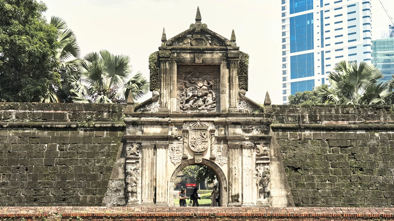 Intramuros : la ville dans la ville